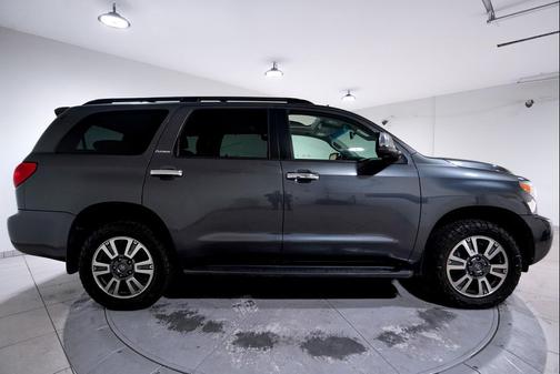 2017 Toyota Sequoia Platinum