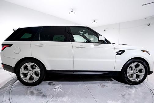 2021 Land Rover Range Rover Sport SE