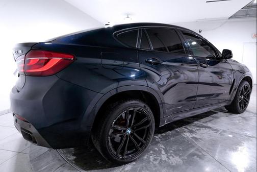 2017 BMW X6 xDrive50i