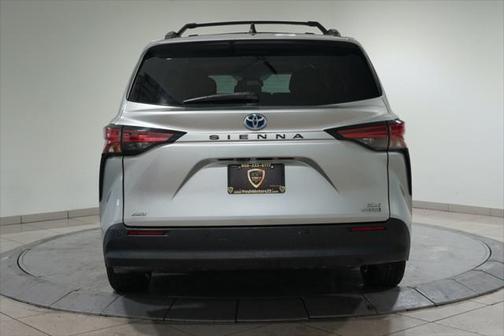 2021 Toyota Sienna XLE 7 Passenger