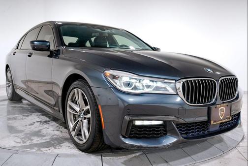 2016 BMW 750 i xDrive