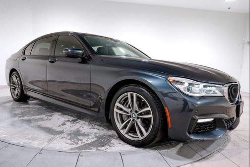 2016 BMW 750 i xDrive