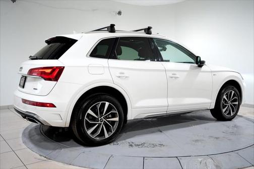 2023 Audi Q5 45 S line Premium Plus