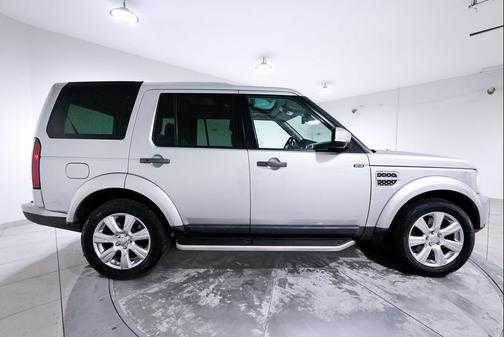2015 Land Rover LR4 Base