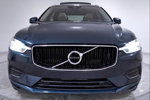 2018 Volvo XC60 T6 Momentum