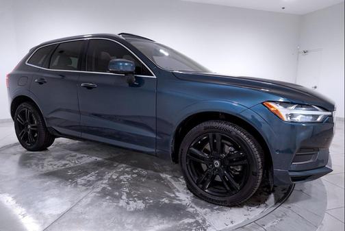 2018 Volvo XC60 T6 Momentum