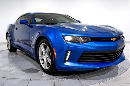 2017 Chevrolet Camaro 1LT