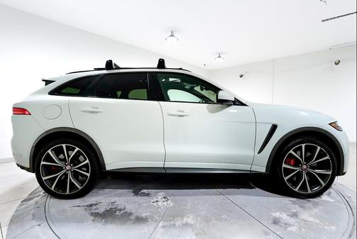 2020 Jaguar F-PACE SVR P550 AWD Automatic