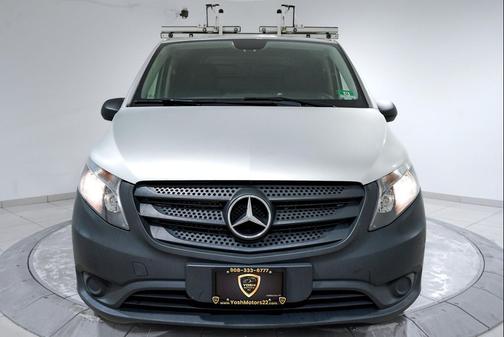 2020 Mercedes-Benz Metris Base