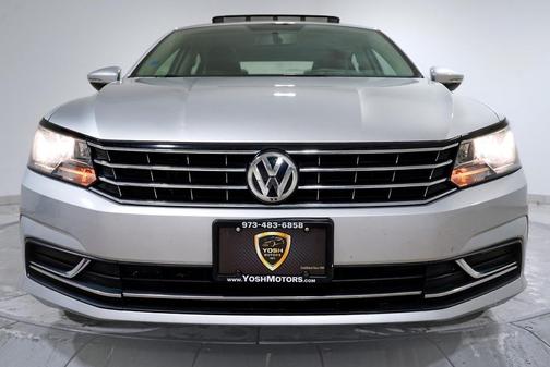 2018 Volkswagen Passat 2.0T SE