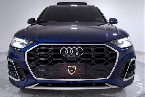 2022 Audi Q5 45 S line Premium Plus