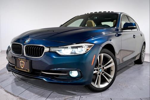 2018 BMW 330 xDrive