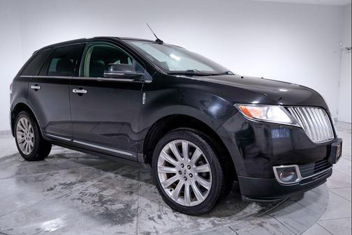 2015 Lincoln MKX Base
