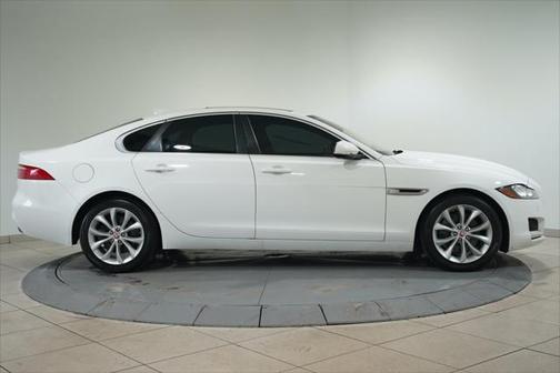 2017 Jaguar XF 20d Premium