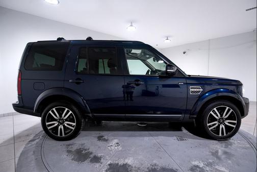 2014 Land Rover LR4 Base