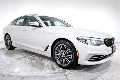 Mineral White Metallic 2020 BMW 540 xDrive