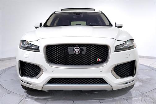 2018 Jaguar F-PACE S