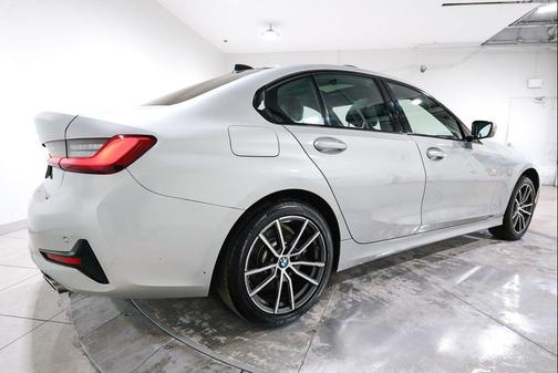 Glacier Silver Metallic 2019 BMW 330 xDrive