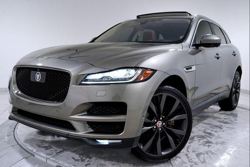 2019 Jaguar F-PACE 30t Portfolio
