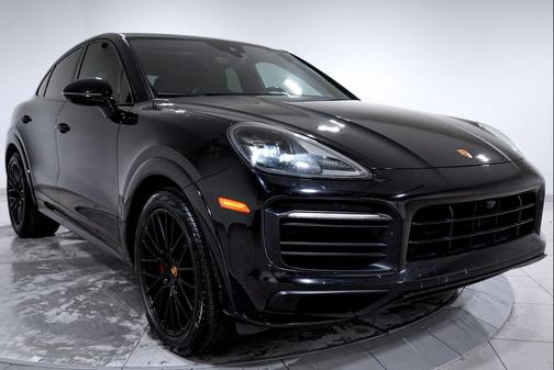 2022 Porsche Cayenne GTS