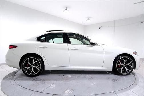 2021 Alfa Romeo Giulia Ti
