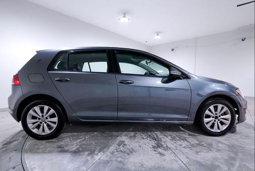 2015 Volkswagen Golf TDI SE 4-Door
