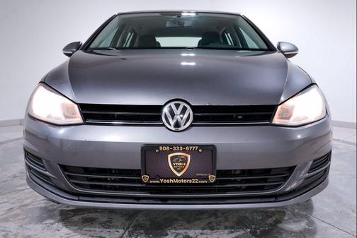 2015 Volkswagen Golf TDI SE 4-Door