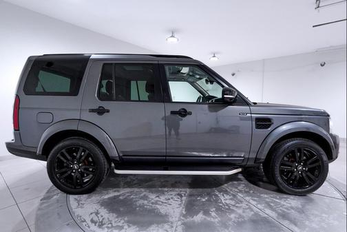 2016 Land Rover LR4 Base