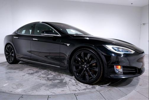 2020 Tesla Model S Long Range Plus