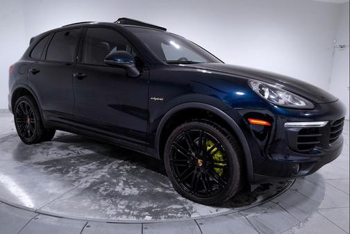 2016 Porsche Cayenne Cayenne S E-Hybrid
