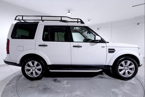 2015 Land Rover LR4 Base
