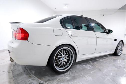 Alpine White 2011 BMW M3 Base