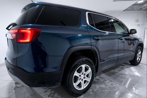 2019 GMC Acadia SLE-1