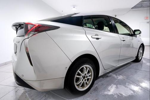 2018 Toyota Prius Three