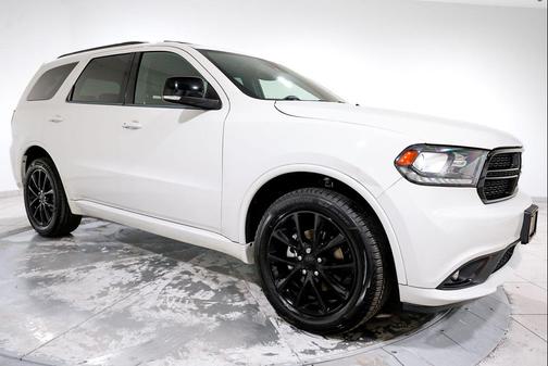 White Knuckle Clearcoat 2018 Dodge Durango GT