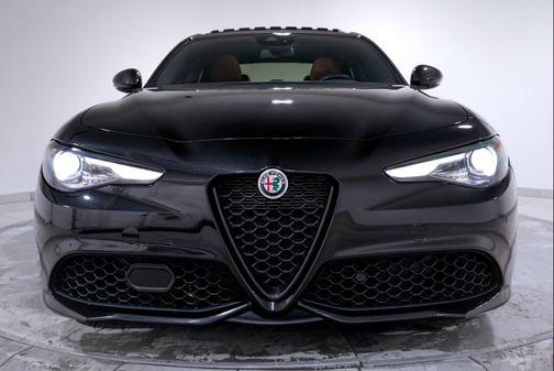 2020 Alfa Romeo Giulia Ti Sport Carbon