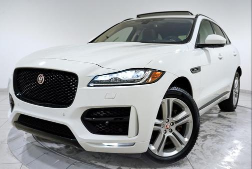 2018 Jaguar F-PACE 30t R-Sport