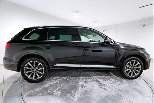 2019 Audi Q7 55 Premium