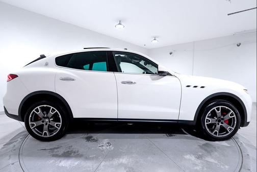 2018 Maserati Levante Base