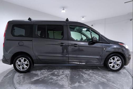 2018 Ford Transit Connect Titanium w/Rear Liftgate