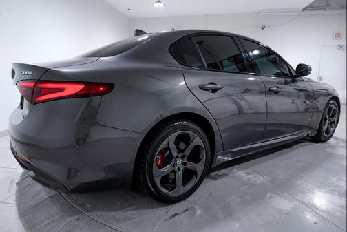2017 Alfa Romeo Giulia Base