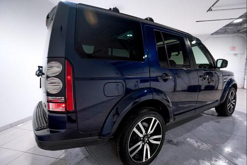 2014 Land Rover LR4 Base