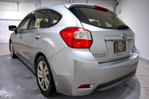 2015 Subaru Impreza 2.0i Premium