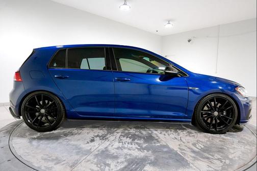 Blue Metallic 2019 Volkswagen Golf R 2.0T DSG