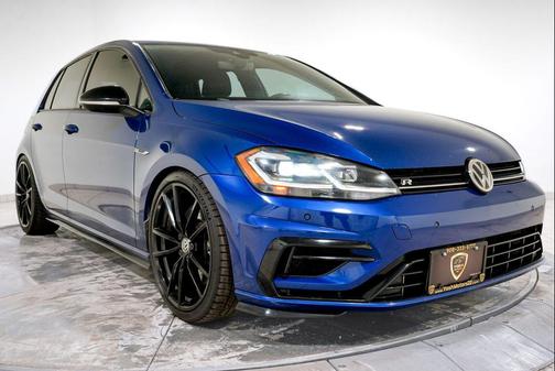 Blue Metallic 2019 Volkswagen Golf R 2.0T DSG