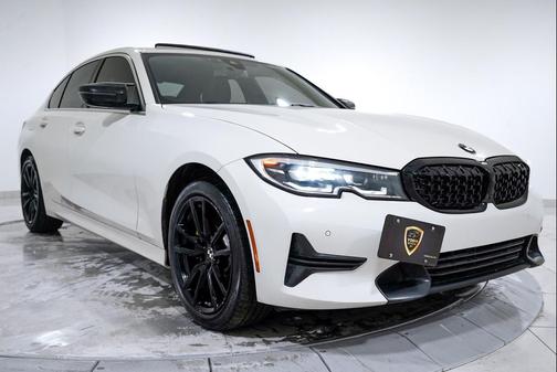 2021 BMW 330 xDrive