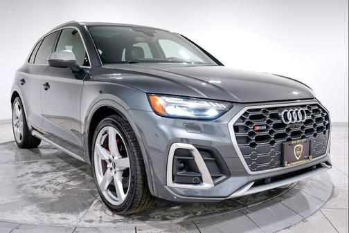 Gray / Black 2021 Audi SQ5 3.0T Prestige