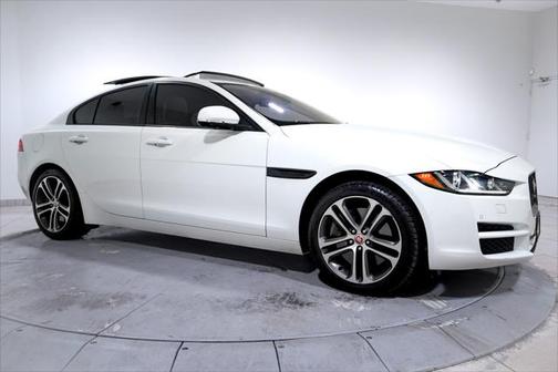 2017 Jaguar XE 35t Premium