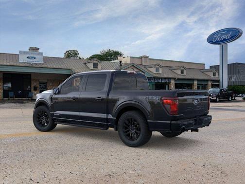 Agate Black Metallic 2026 Ford F-150 XLT