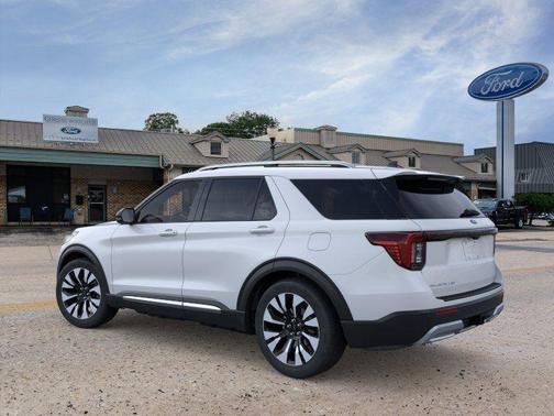 Space White Metallic 2026 Ford Explorer Platinum